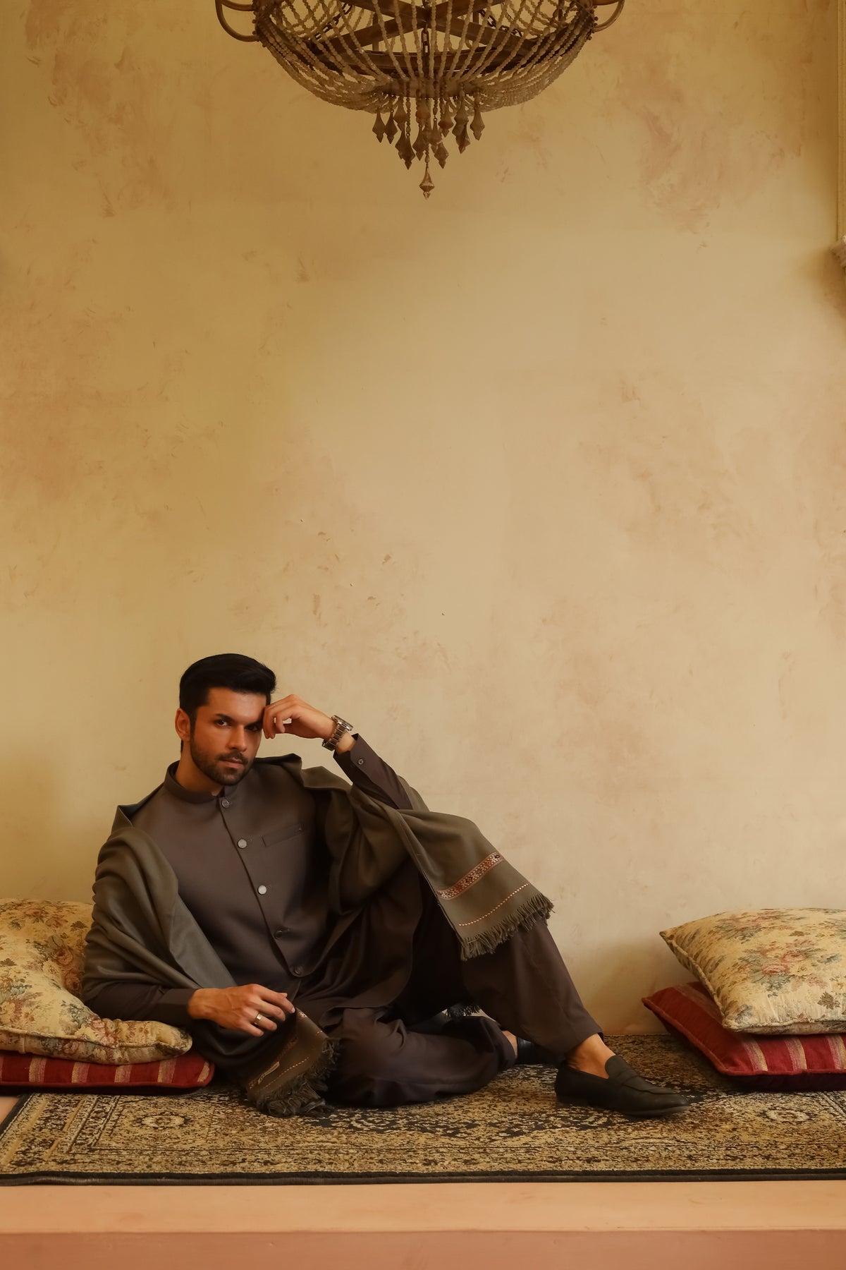 Mushroom Grey Acrylic Shawl - Men
