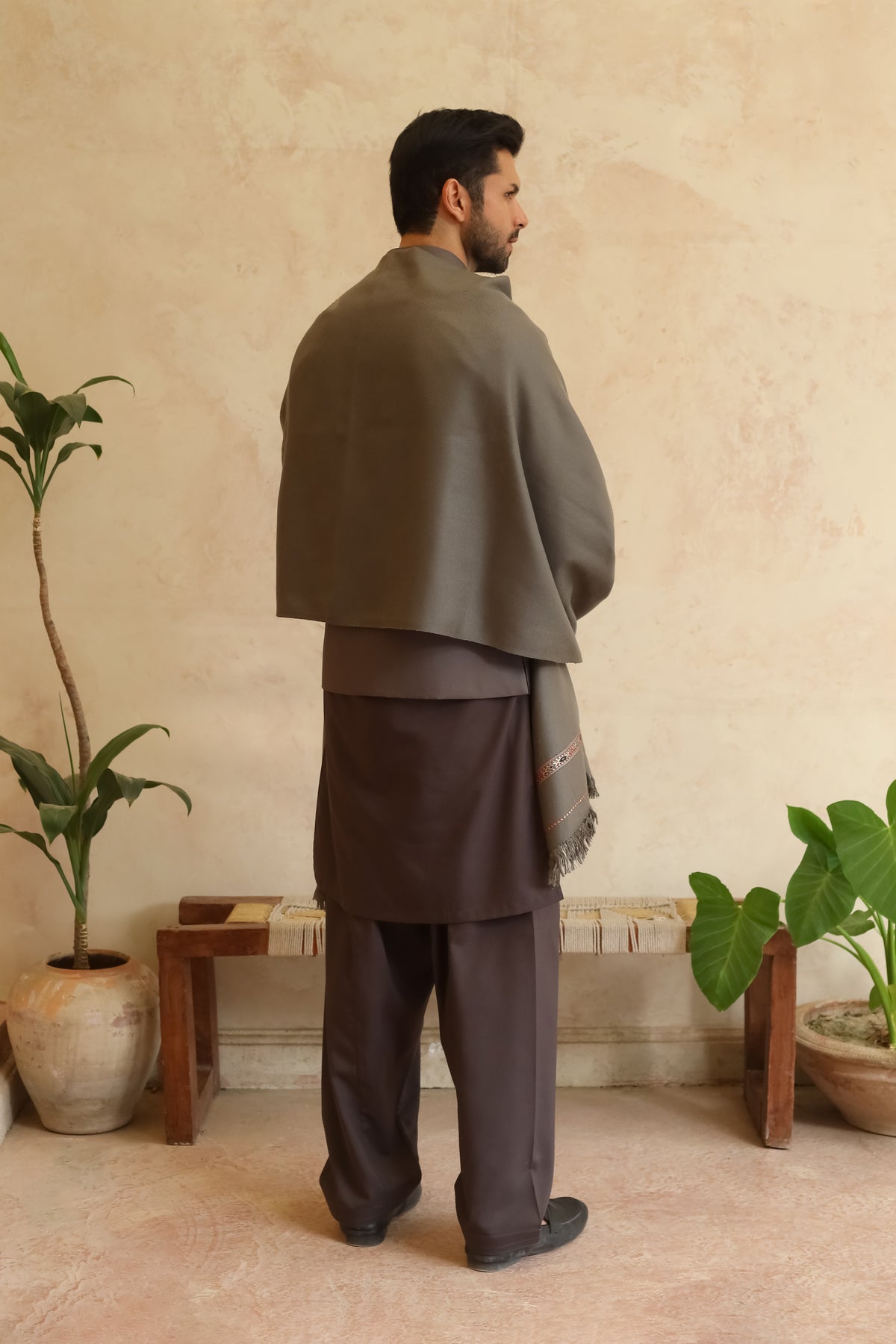Mushroom Grey Acrylic Shawl - Men