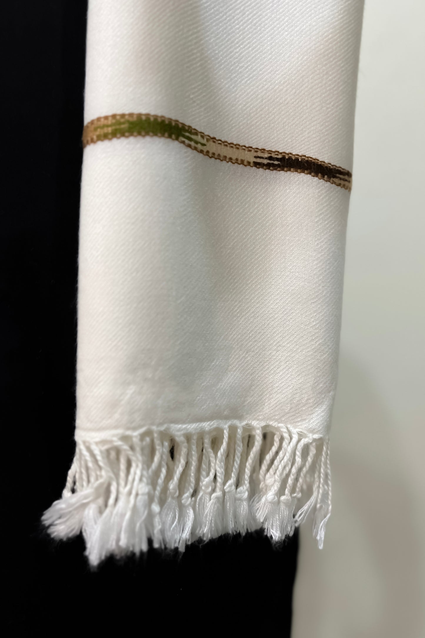 Off White Swati Thread Shawl - Men