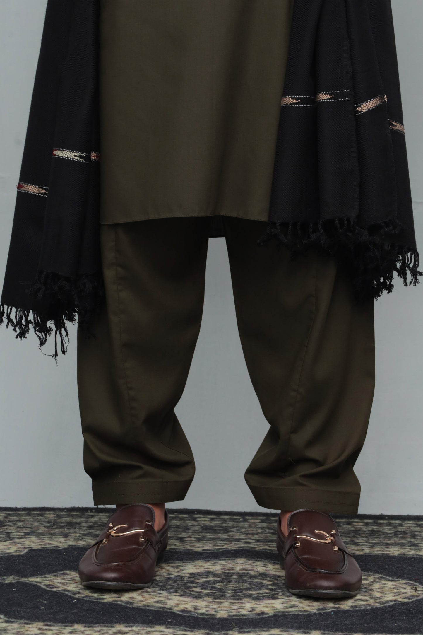 Black Swati Thread Shawl - Men