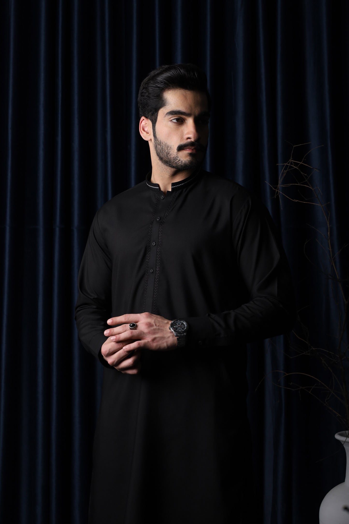 Black Kameez Shalwar - Collar Neck Embroidered Edition - Men